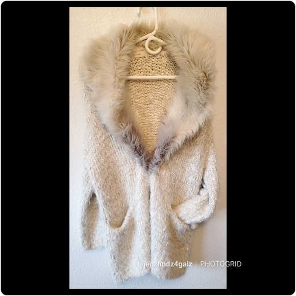 Anthropologie Sweaters - ANTHROPOLOGIE Sleeping On Snow Faux Fur Cardigan